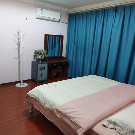 空中花园民宿 贵阳火车站店 Guiyang (Guizhou) Exterior foto